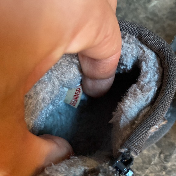 BIG WASP | Toddler Shark Slip On Winter Boots Size 7 - Picture 4 of 5